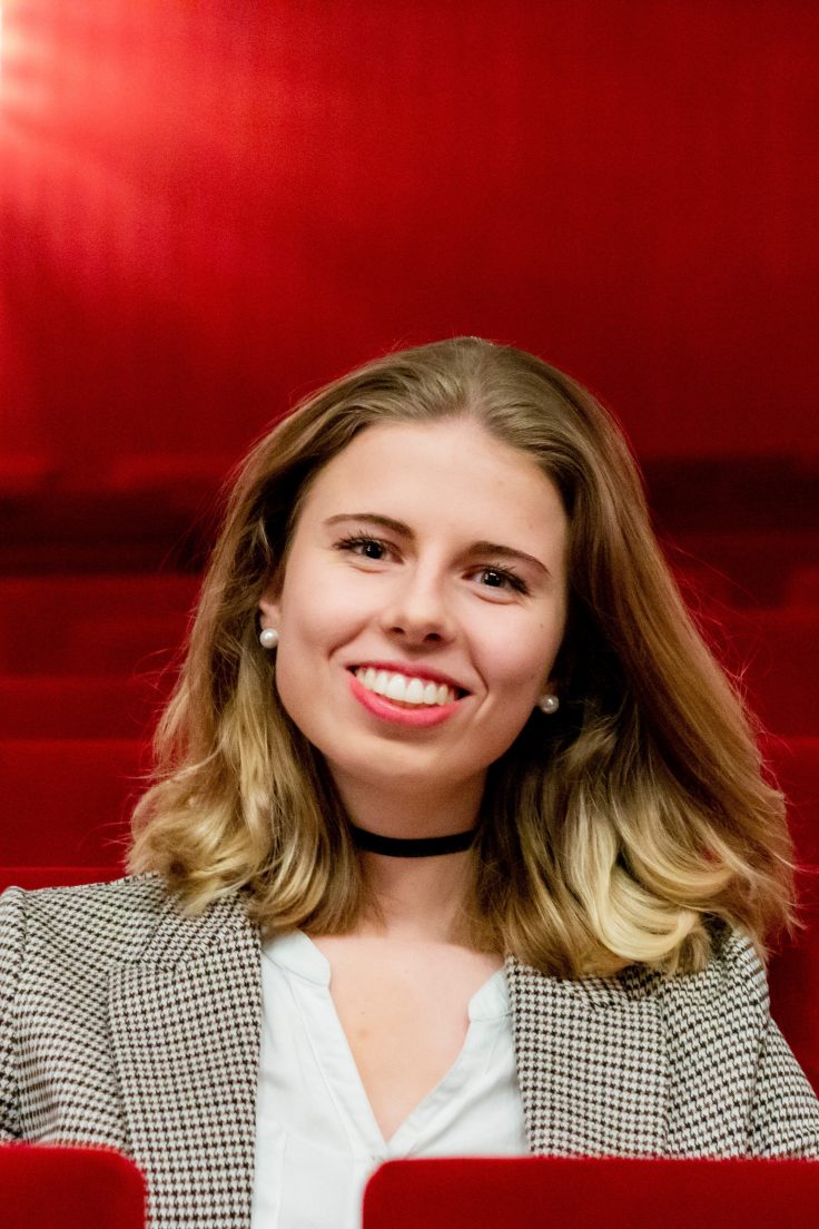 Porträtfoto von Laura Bruckner
