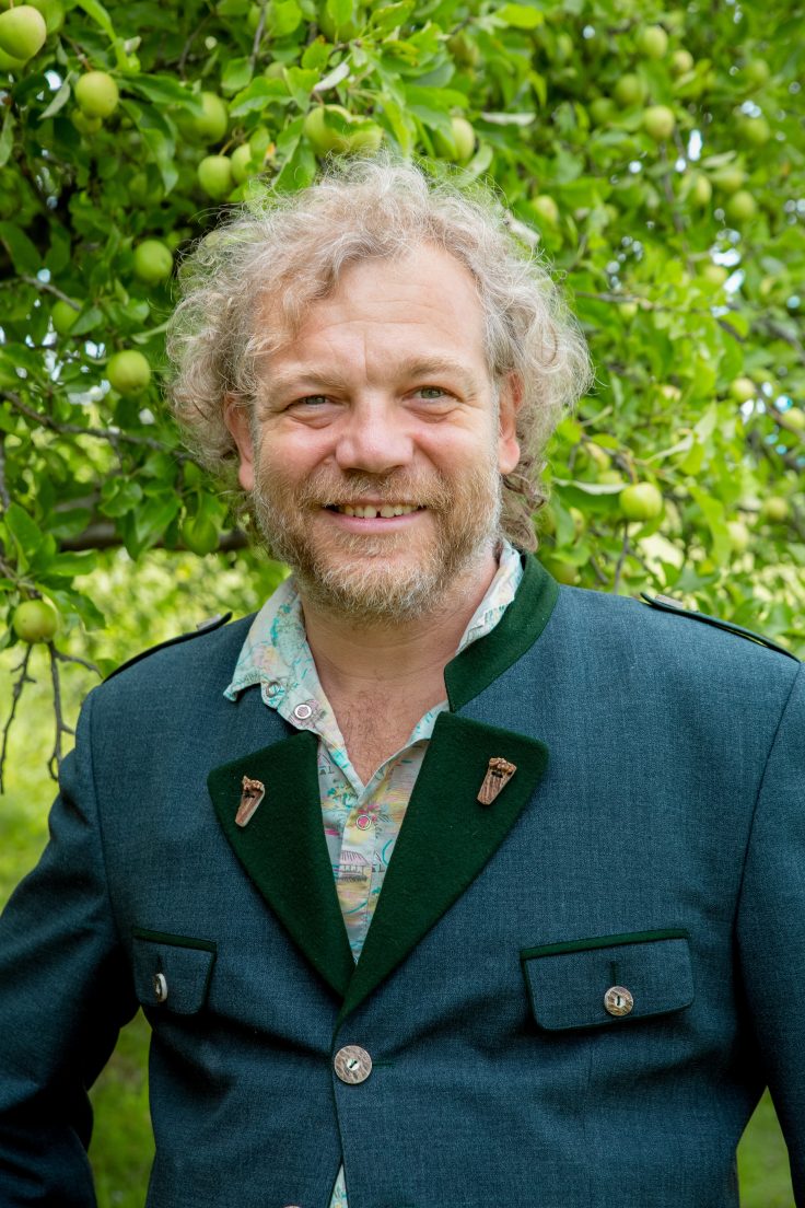 Porträtfoto von Bernhard Lampl