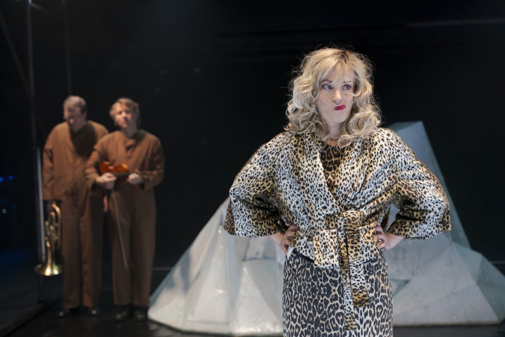 Mein Lieblingstier heißt Winter / Folge 1