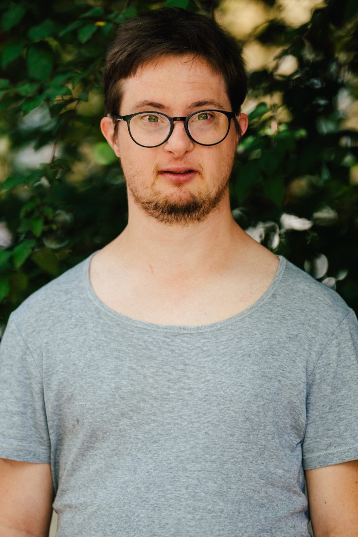 Porträtfoto von Florian Finsterbusch