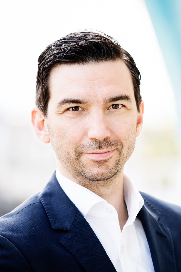 Porträtfoto von Thomas Ebenstein